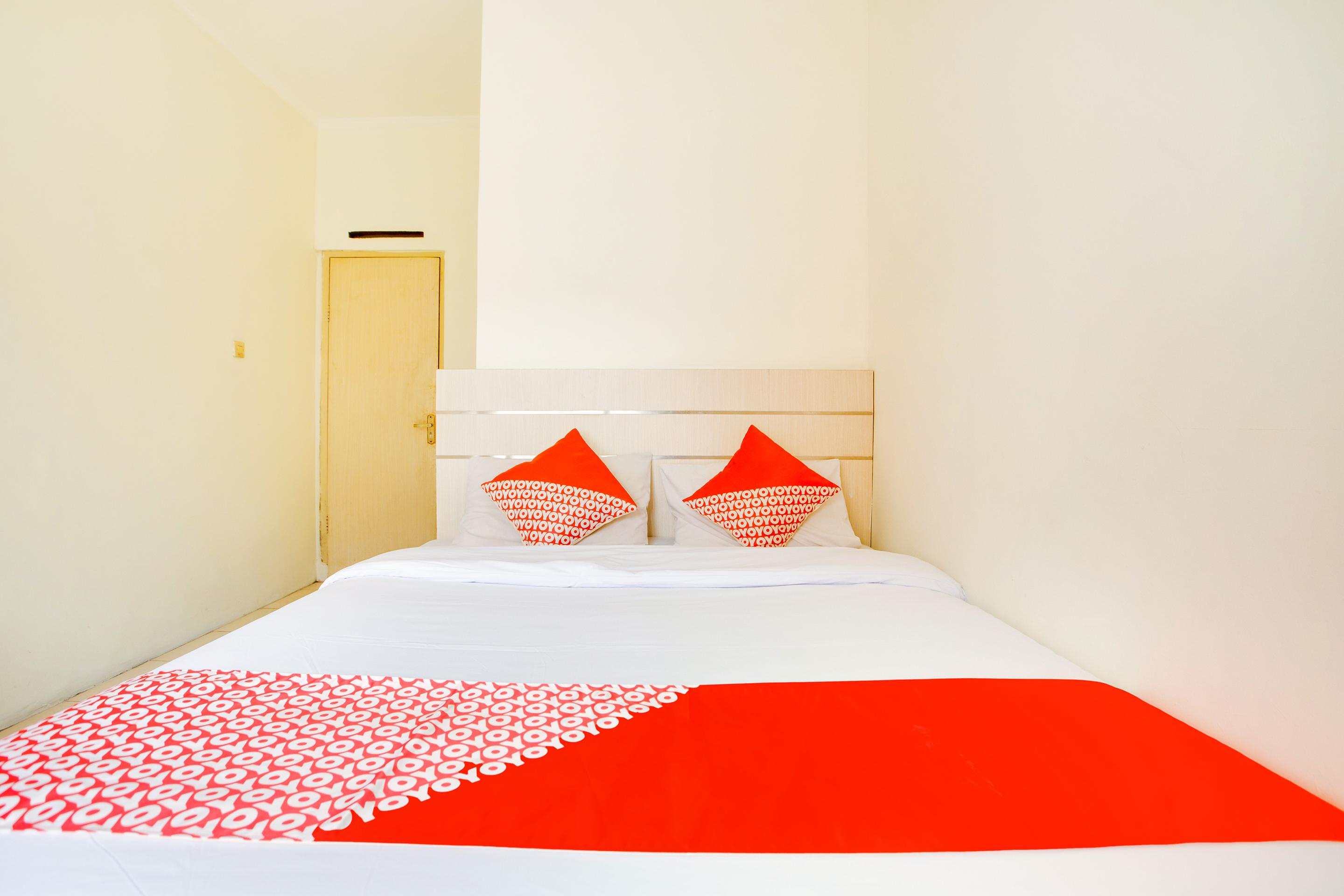 Reddoorz @ Hotel Arimbi Dewi Sartika Baru Bandung Extérieur photo
