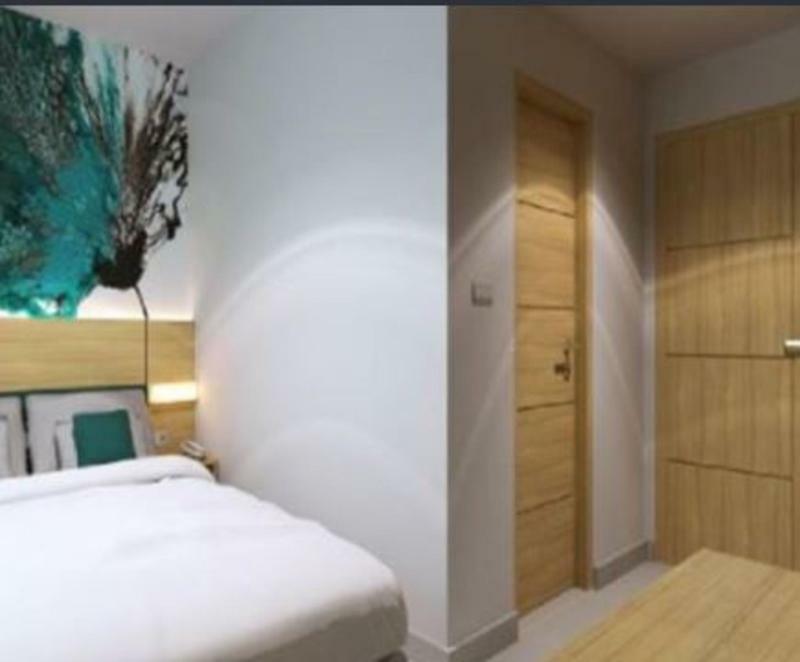 Reddoorz @ Hotel Arimbi Dewi Sartika Baru Bandung Extérieur photo